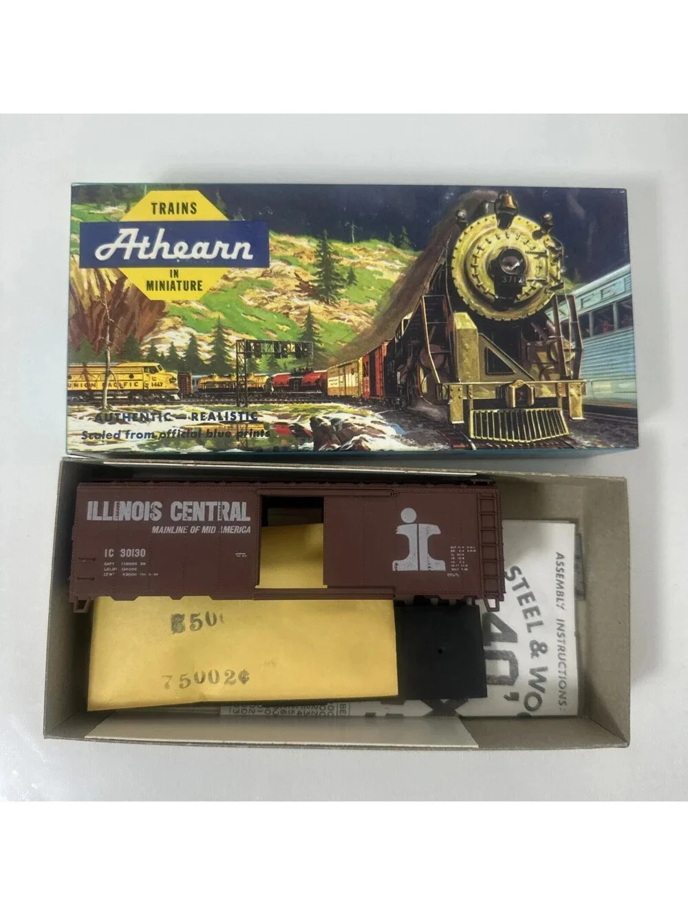 Athearn HO Scale Illinois Central 40' Boxcar Kit 1207 Blue Box Unassembled NOS
